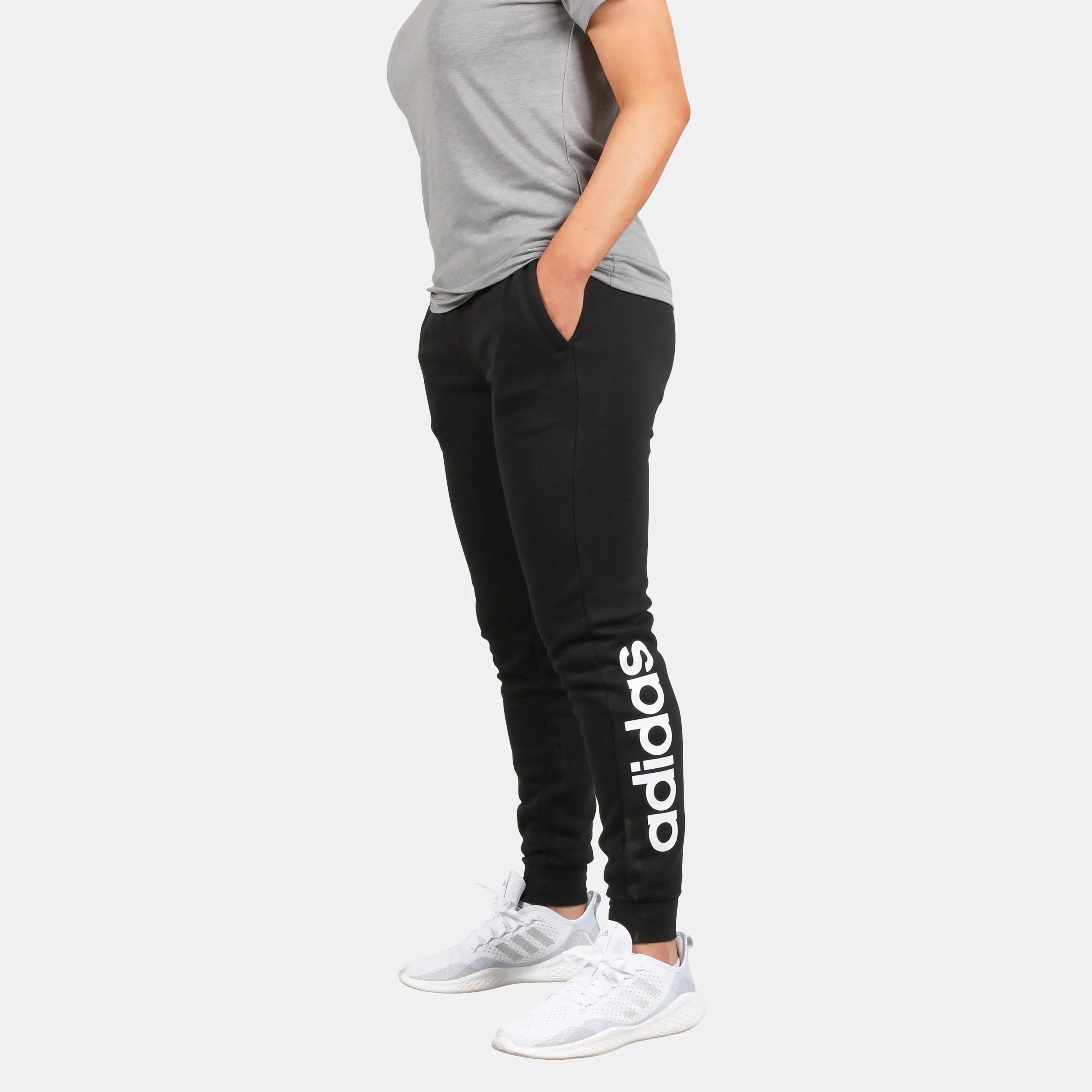 Womens Essential Linear Fleece Pant