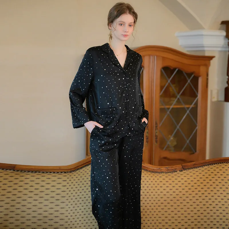 Women’s Ice Silk Pajama Set - Long-Sleeved Sleepwear for Luxurious Comfort